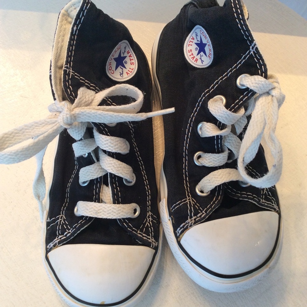 Black Converse All Star size 9